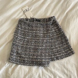 NWT Zara Tweed Skort